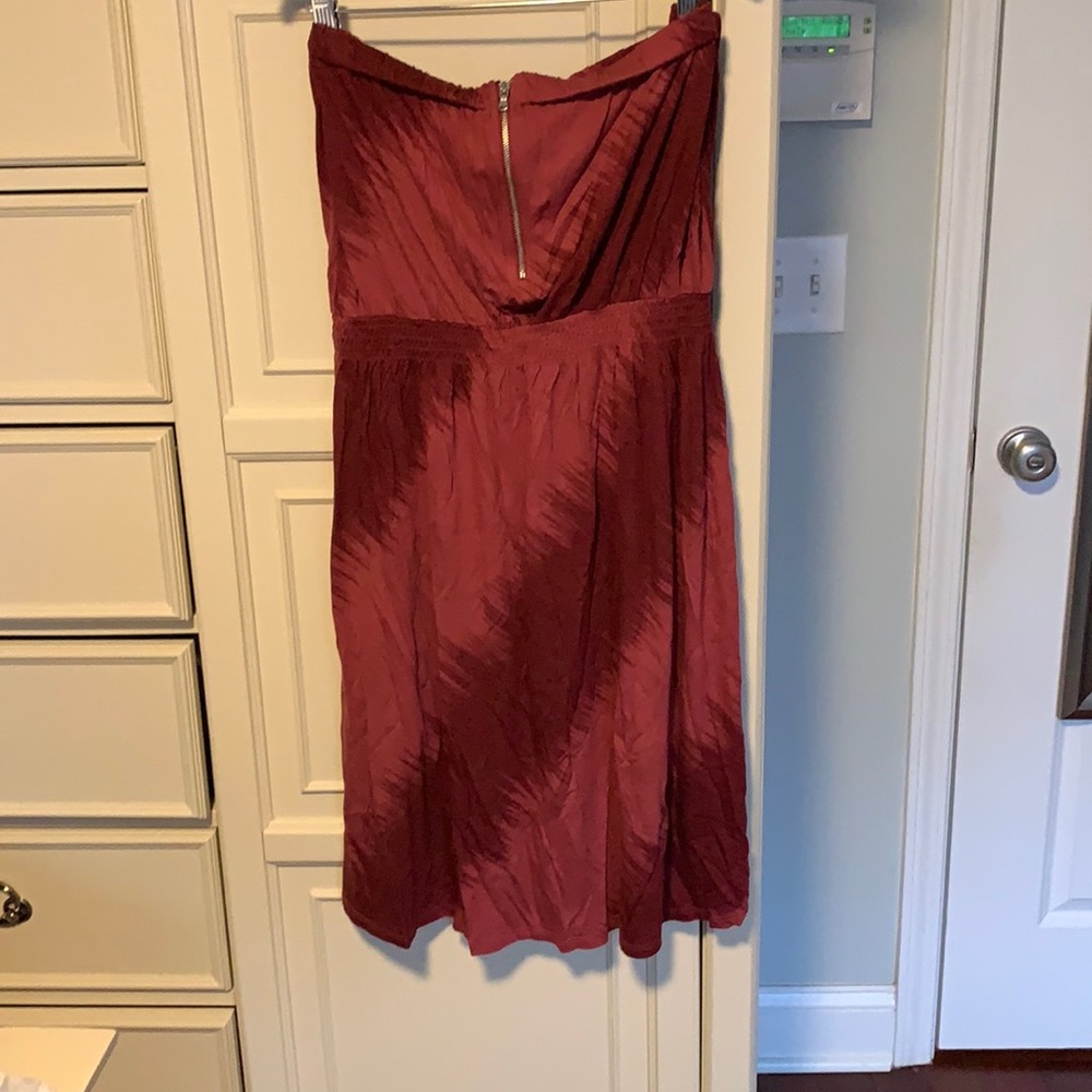 Strapless mauve dress